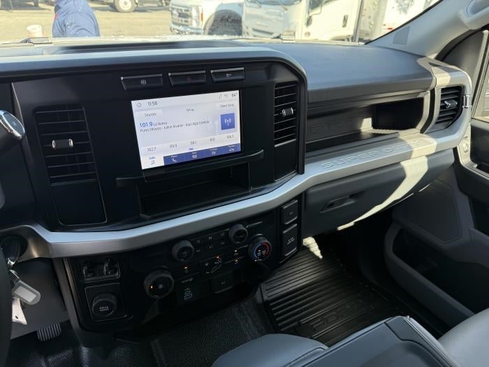 2024 Ford F-550 XL
