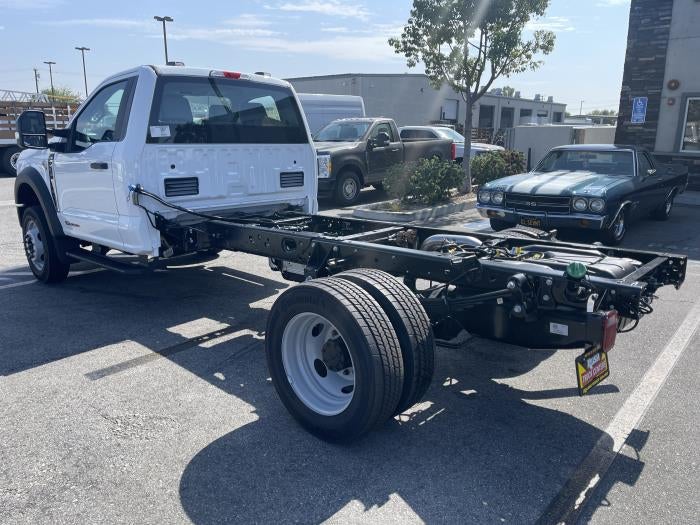 2027 Ford F-550 XL