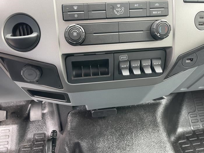 2024 Ford F-650 Standard