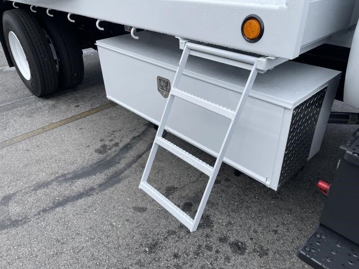 2024 Ford F-650 Standard