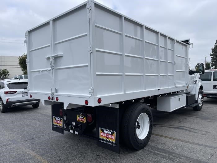 2024 Ford F-650 Standard