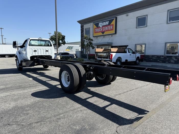 2027 Ford F-750 Preferred