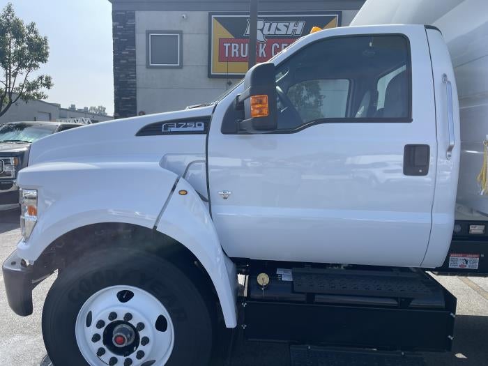 2026 Ford F-750 Standard