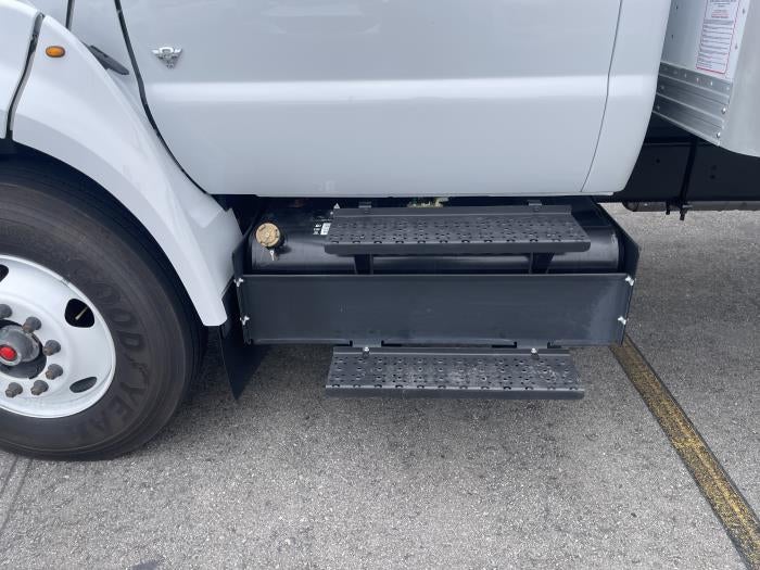 2026 Ford F-750 Standard