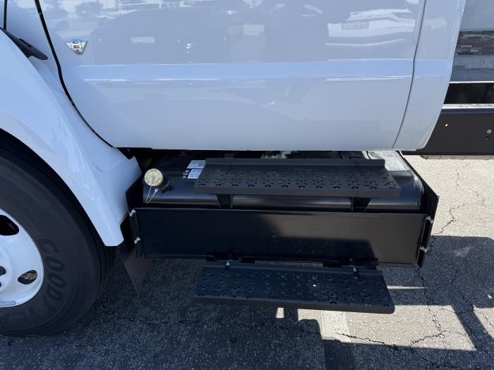 2026 Ford F-750 Standard