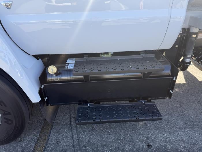 2026 Ford F-750 Standard