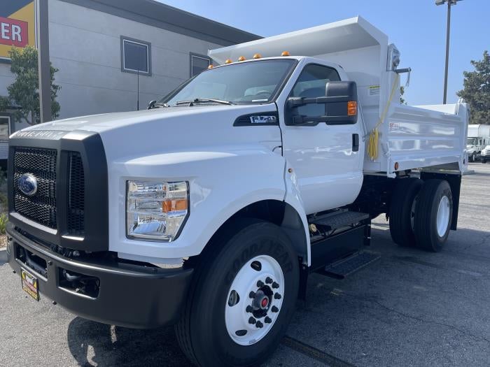 2026 Ford F-750 Standard