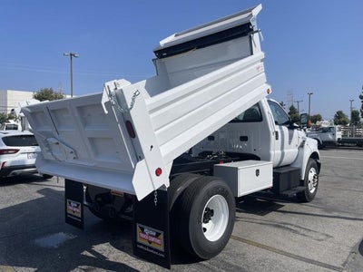 2026 Ford F-750 Standard