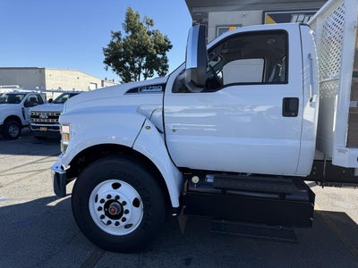 2026 Ford F-750 Standard