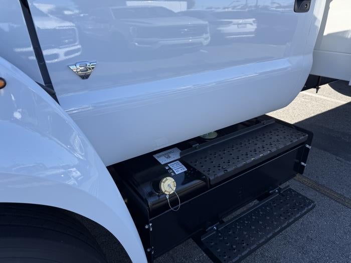 2026 Ford F-750 Standard