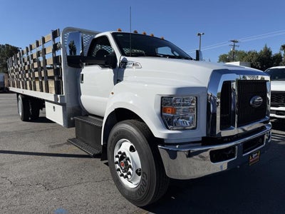 2026 Ford F-750 Standard