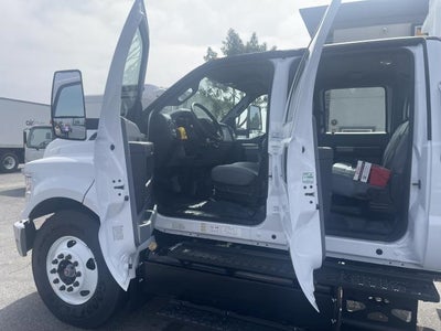 2025 Ford F-650 Standard