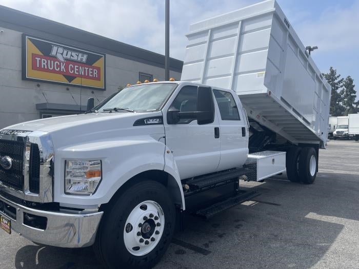 2025 Ford F-650 Standard