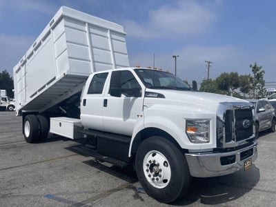 2025 Ford F-650 Standard