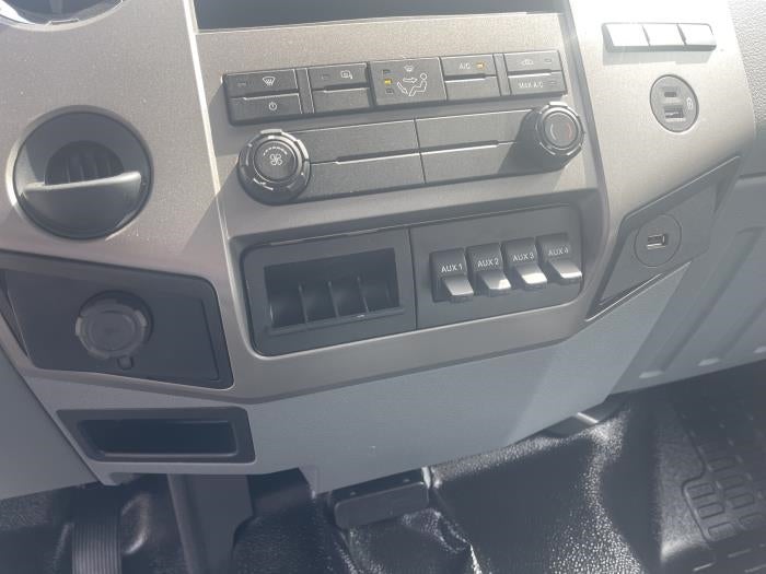 2025 Ford F-650 Standard