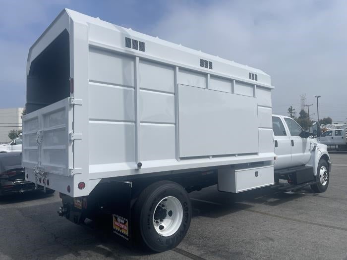 2025 Ford F-650 Standard