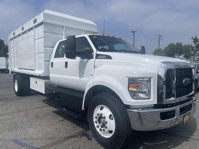 2025 Ford F-650 Standard