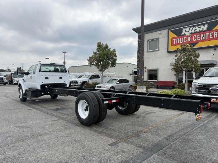2027 Ford F-750 Preferred