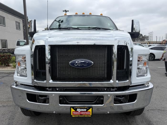 2027 Ford F-750 Preferred
