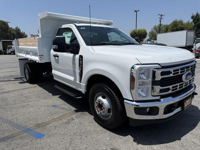 2026 Ford F-350 Super Duty Chassis Cab XL - Photo 7