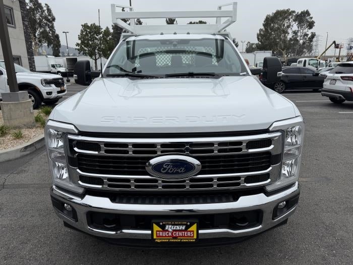 2025 Ford F-350 Super Duty Chassis Cab XL - Photo 8