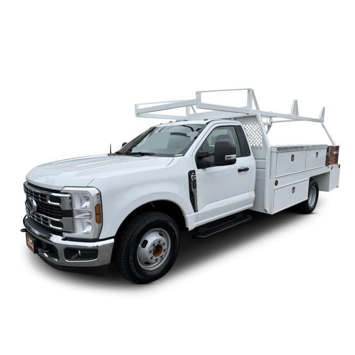 2025 Ford F-350 Super Duty Chassis Cab