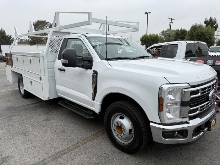 2025 Ford F-350 Super Duty Chassis Cab XL - Photo 7