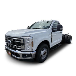 2027 Ford F-350 XL