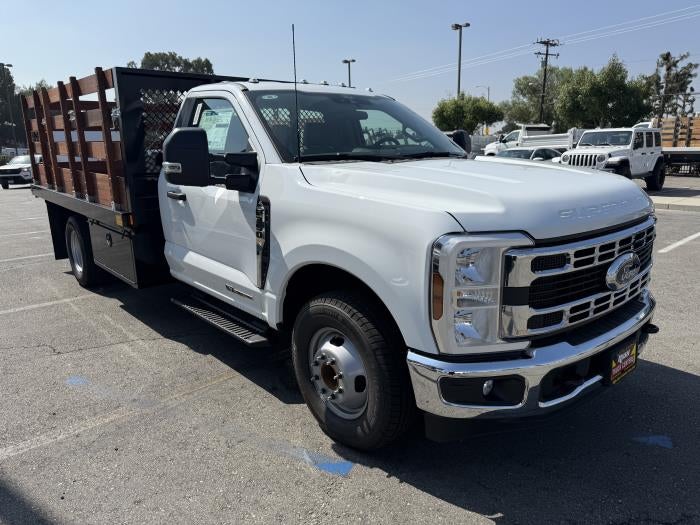 2026 Ford F-350 Super Duty Chassis Cab XL - Photo 9