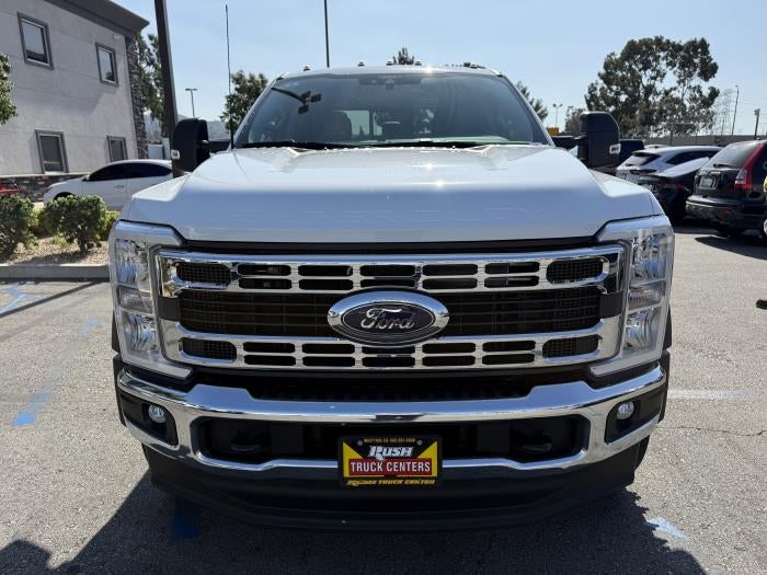 2027 Ford F-550 XL