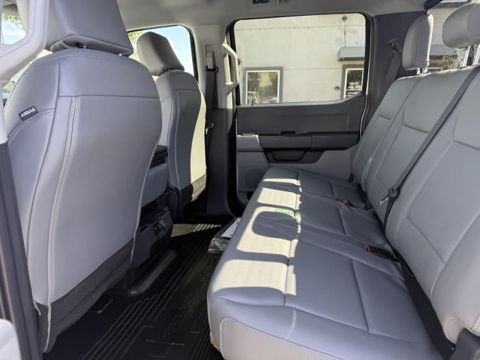 2027 Ford F-550 XL