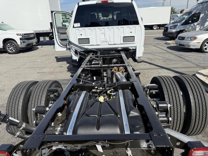 2027 Ford F-550 XL