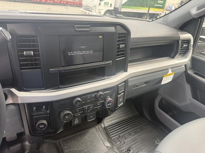 2027 Ford F-550 XL