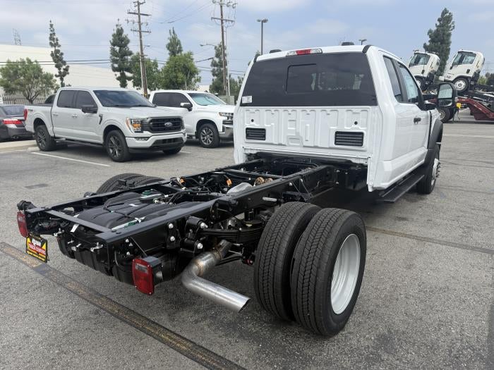 2027 Ford F-550 XL