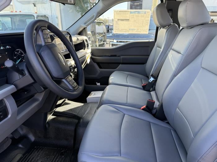 2027 Ford F-550 XL