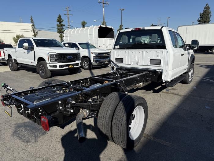 2027 Ford F-550 XL