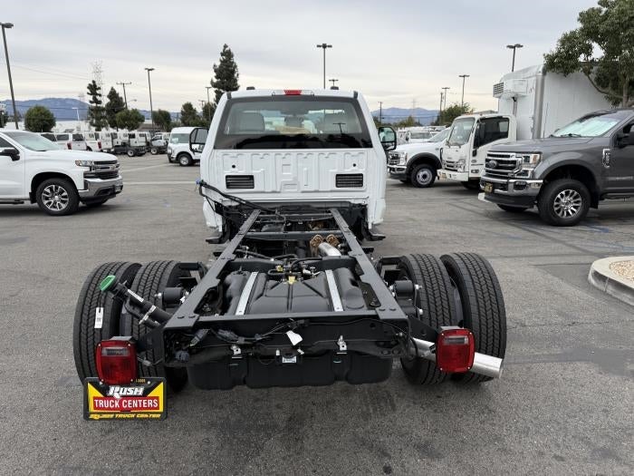 2025 Ford F-450 Super Duty Chassis Cab XL - Photo 5