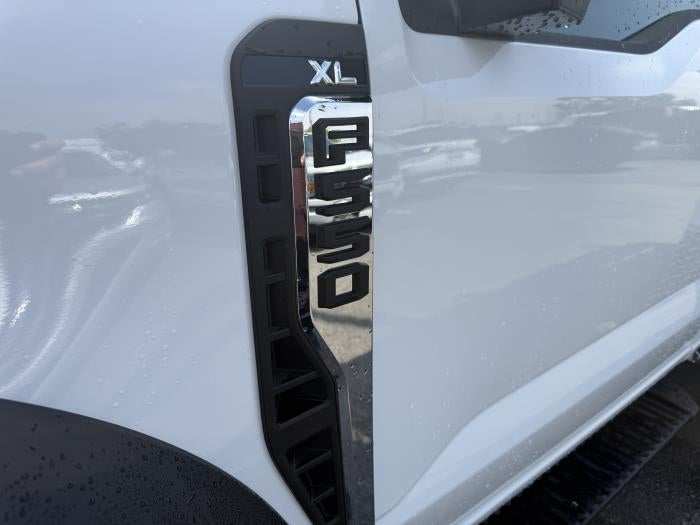 2025 Ford F-550 XL
