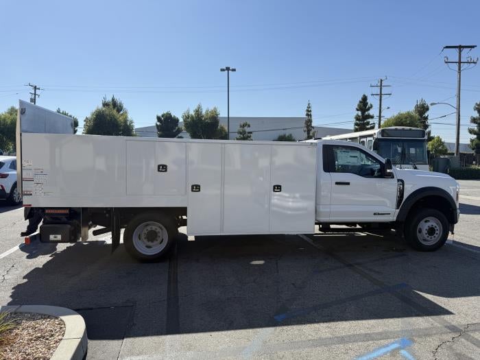2025 Ford F-550 XL