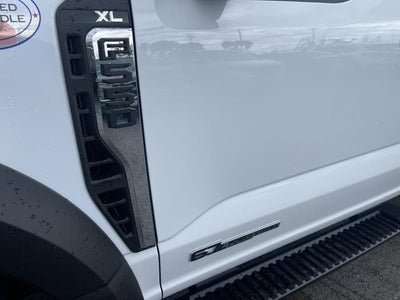 2025 Ford F-550 XL