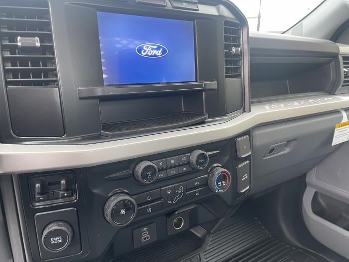 2025 Ford F-550 XL