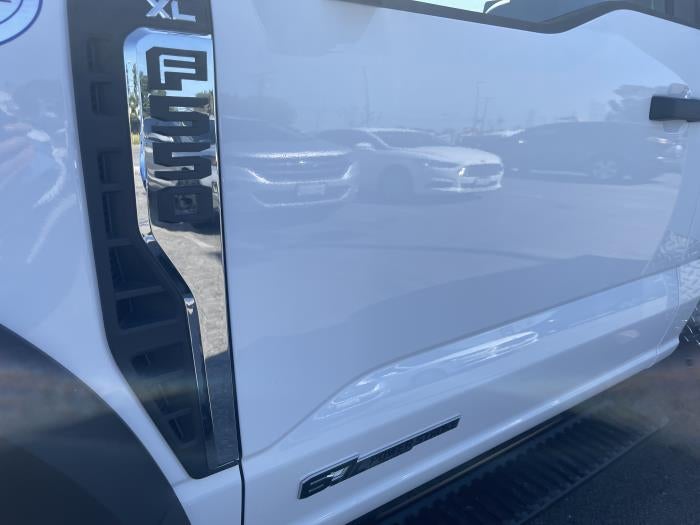 2025 Ford F-550 XL