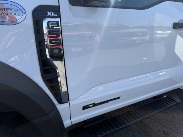 2025 Ford F-550 XL