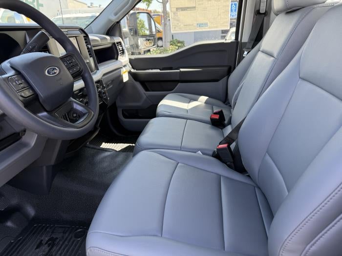 2025 Ford F-550 XL
