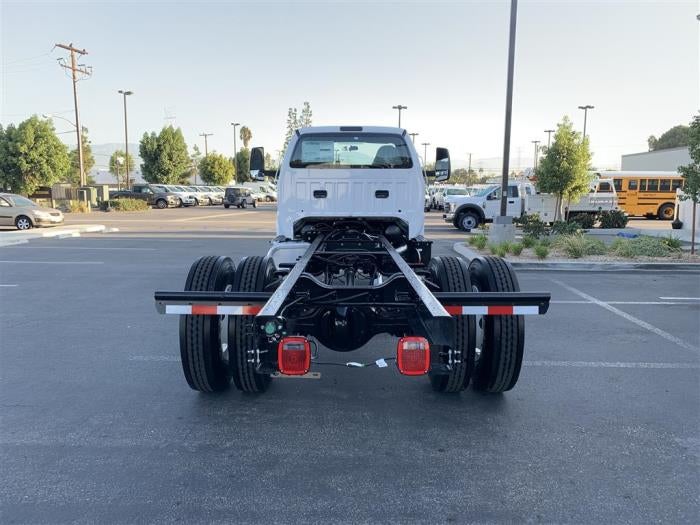 2027 Ford F-750 Preferred