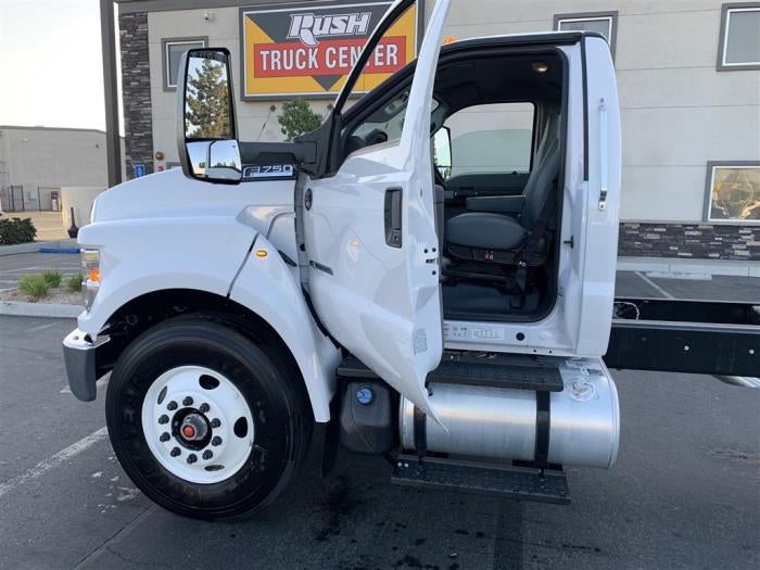 2027 Ford F-750 Preferred