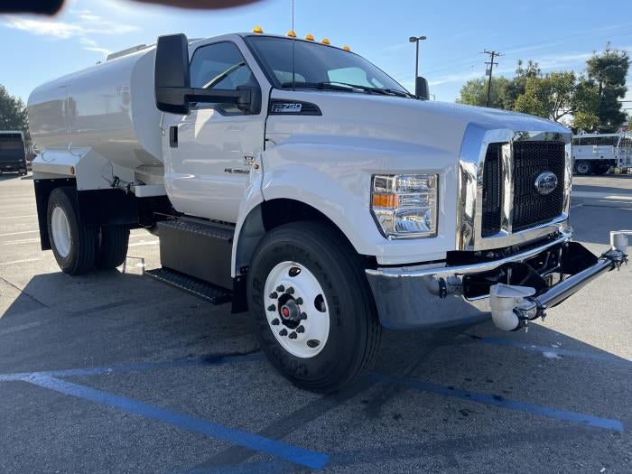 2027 Ford F-750 Preferred