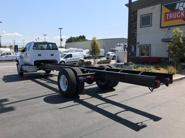 2027 Ford F-650 Preferred