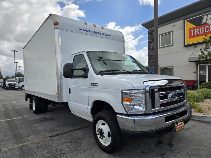 2019 Ford E-450 Base