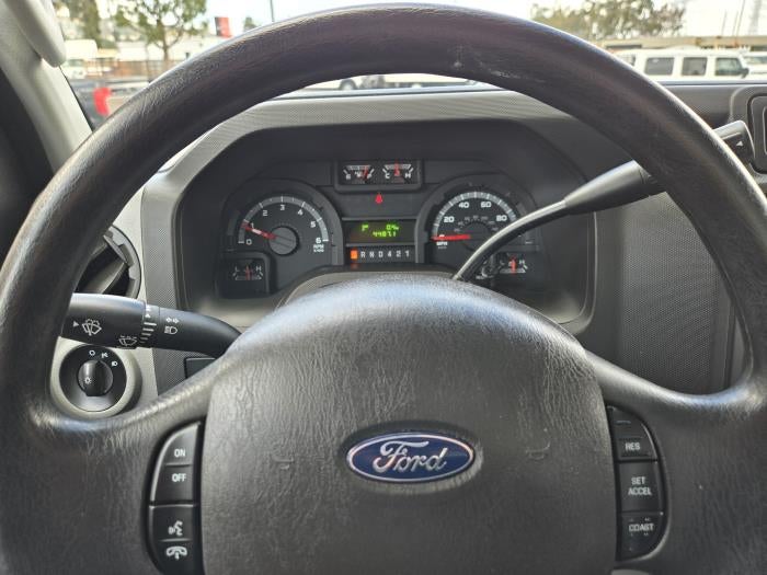 2019 Ford E-450 Base
